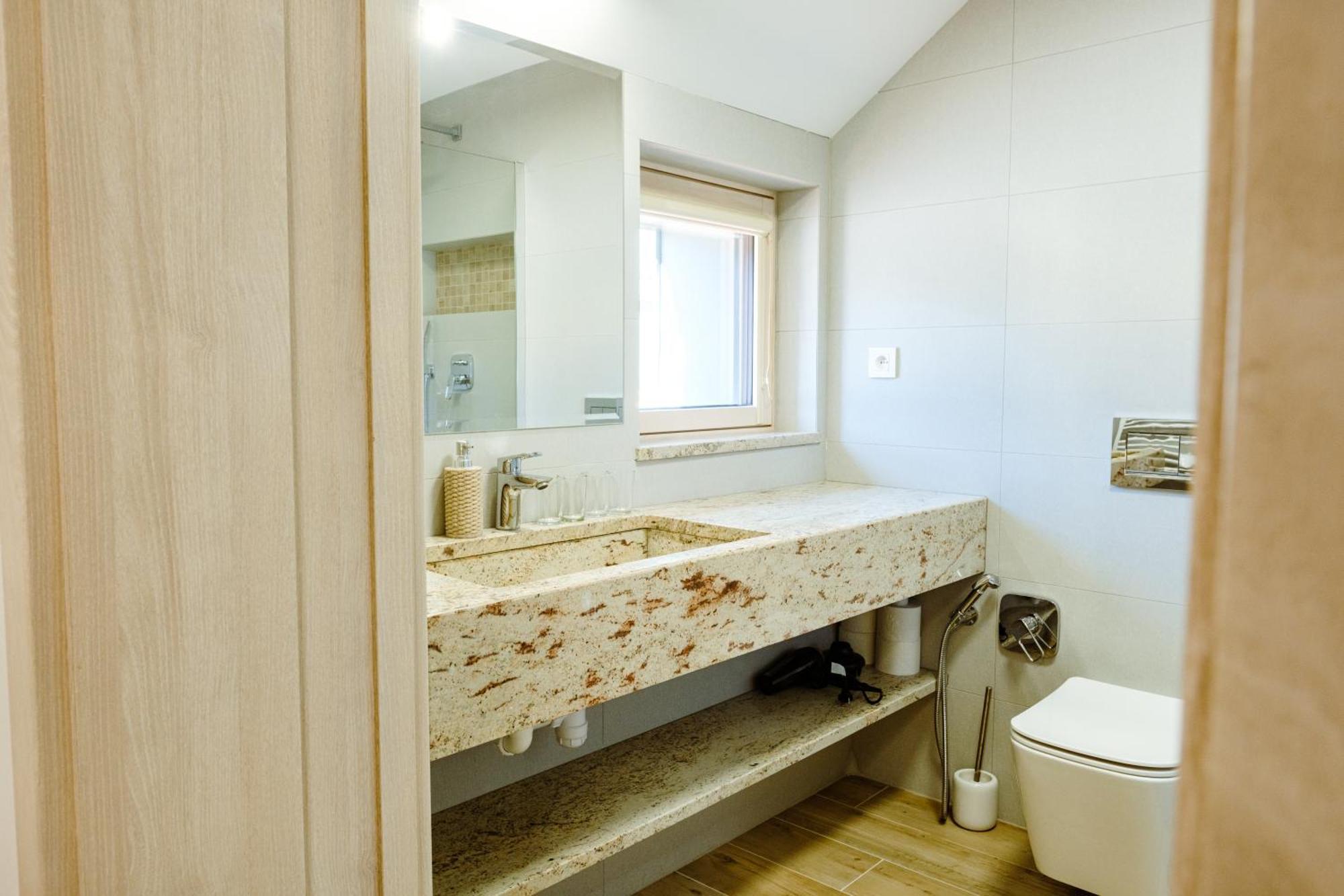 דמנובסקה דולינה Penzion A Restauracia Twin Jasna מראה חיצוני תמונה